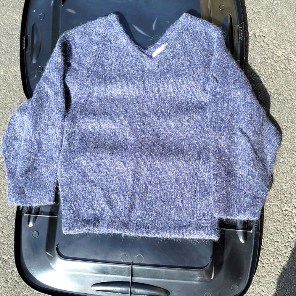 Semplice silk nylon angora blend v neck slouchy pullover
